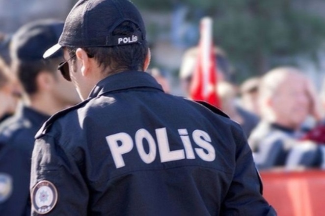 Polis ağır qəza törətdi - Ölən var