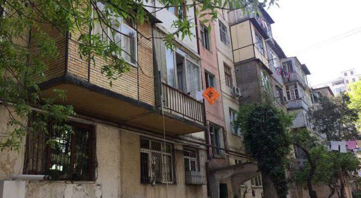 “Evdə yad kişi ətrini hiss etdim” – Bakıdakı dəhşətli cinayətin TƏFƏRRÜATI