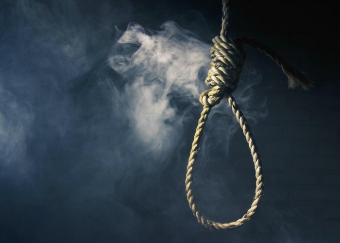 15 yaşlı qız özünü asıb ÖLDÜRDÜ