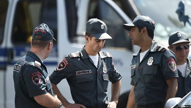 Ermənistan polisi 4 iranlını saxlayıb