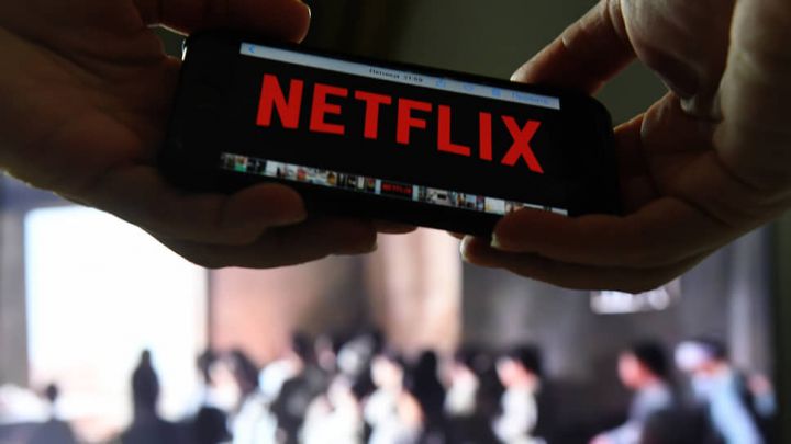 “Netflix”in abunəçi sayı azaldı, amma gəliri 8 milyard dollara çatdı