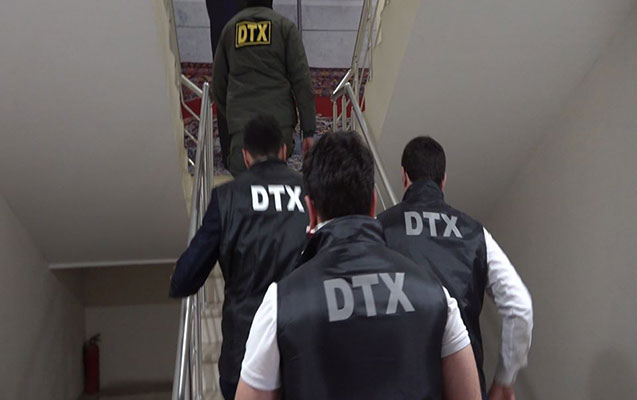 DTX-dən ƏMƏLİYYAT: Vətən müharibəsi iştirakçılarına qarşı dələduzluq edən şəxs həbs olundu - VİDEO