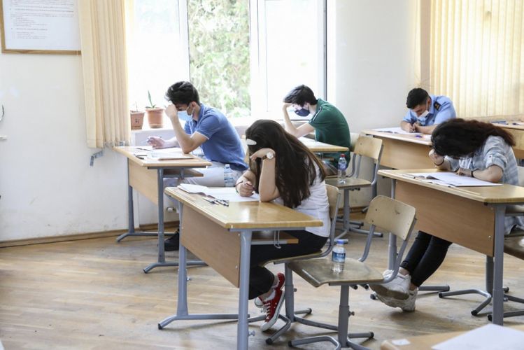 X siniflərin NƏZƏRİNƏ! 5 sentyabr saat 18:00-dək ...