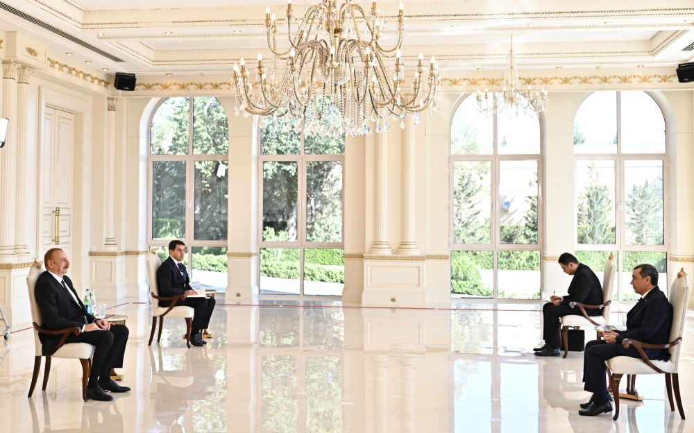 Prezident yeni səfirin etimadnaməsini qəbul etdi - FOTO + YENİLƏNİB
