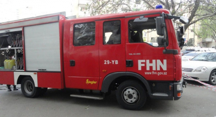 Bakıda dönərxanada yanğın oldu