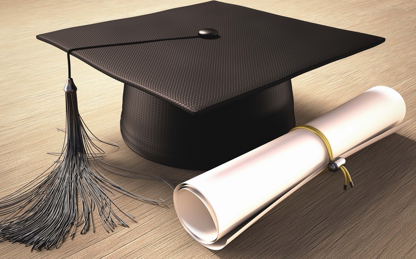 Azərbaycan universitetlərində illik təhsil haqqı nə qədərdir? - MƏBLƏĞLƏR