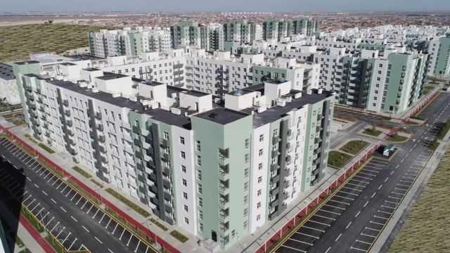 “Bəlkə biri əqli cəhətdən zəifdir, ya işıqları sönüb?” – MİDA-nın mənzil satışı tənqid edildi