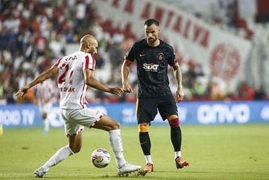 “Qalatasaray” dan gözlənilməz sürprizlər 