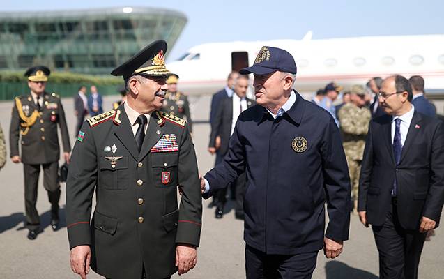 Hulusi Akar Azərbaycana gəldi - FOTOLAR