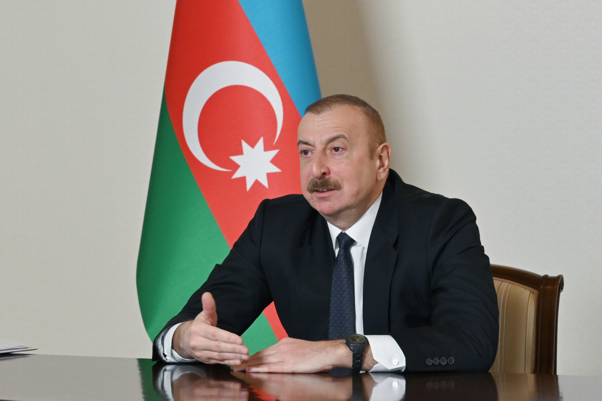 İlham Əliyev Ermənistanla sərhəddən DANIŞDI