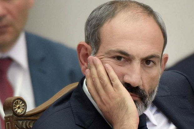 Paşinyan 5 saatlıq danışıqlardan sonra - FOTO