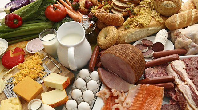 Dünyada ərzaq məhsulları ucuzlaşır, bəs Azərbaycanda niyə bahalaşır? – Ekspert şərhi