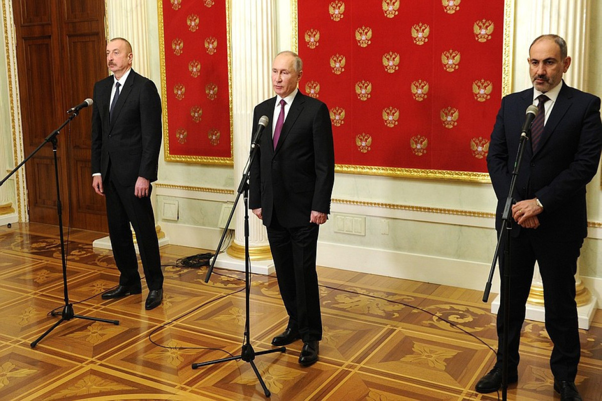Putin İlham Əliyevi və Paşinyanı Moskvaya dəvət etdi