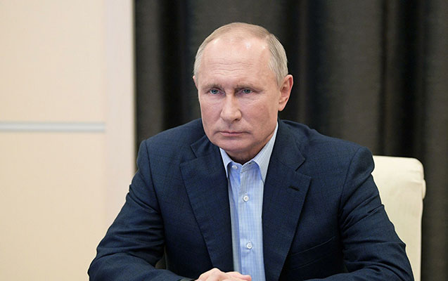 Putindən Makronun “Rusiya Qarabağda oyun oynayır” iddiasına CAVAB