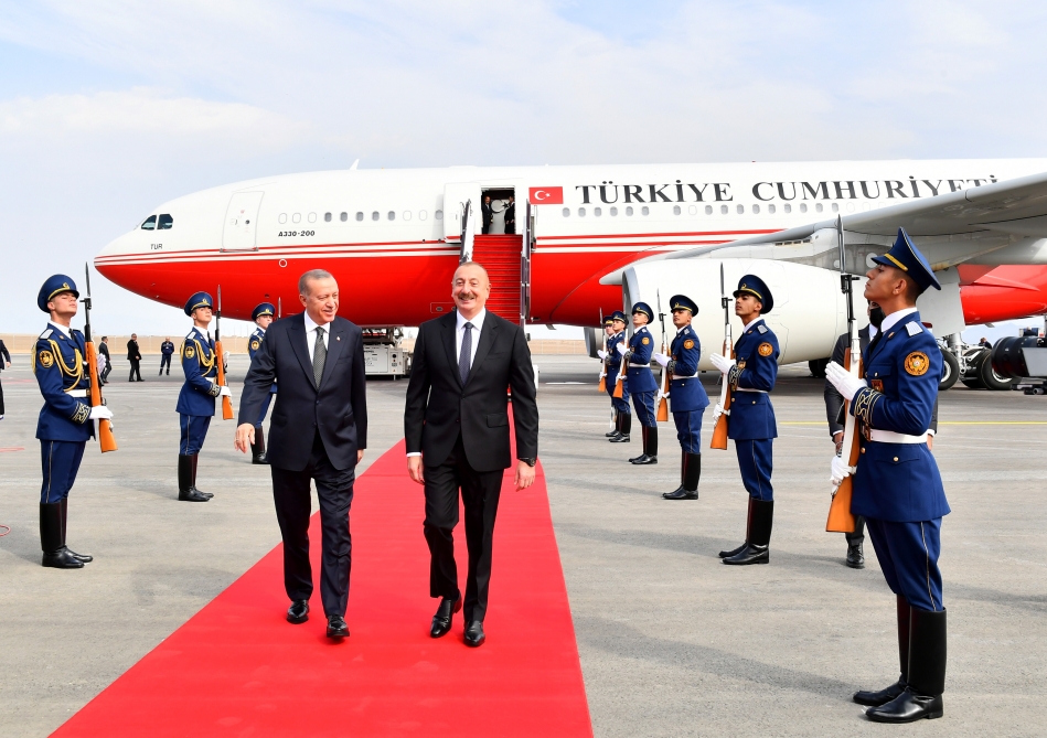 Ərdoğan Azərbaycana gəldi - VİDEO + YENİLƏNDİ