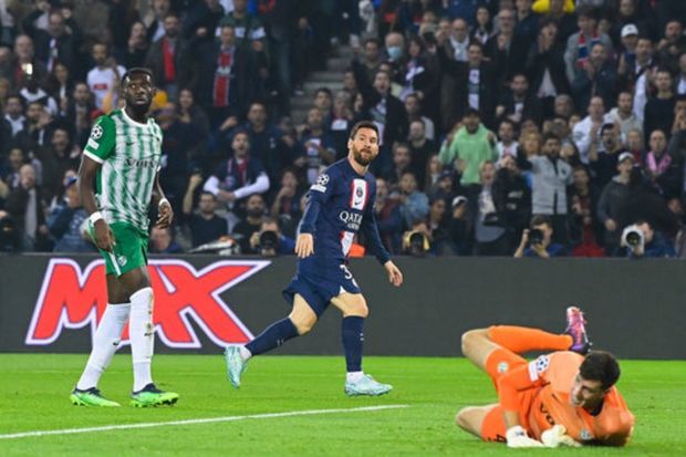 Messi Çempionlar Liqasında rekorda imza atdı