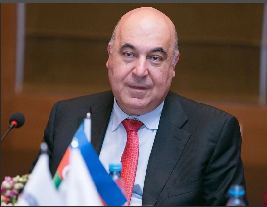 Çingiz Abdullayev jurnalistlərə: \