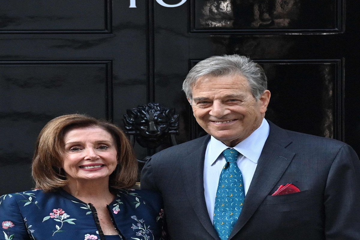 Nensi Pelosinin evinə hücum edildi, əri xəsarət aldı