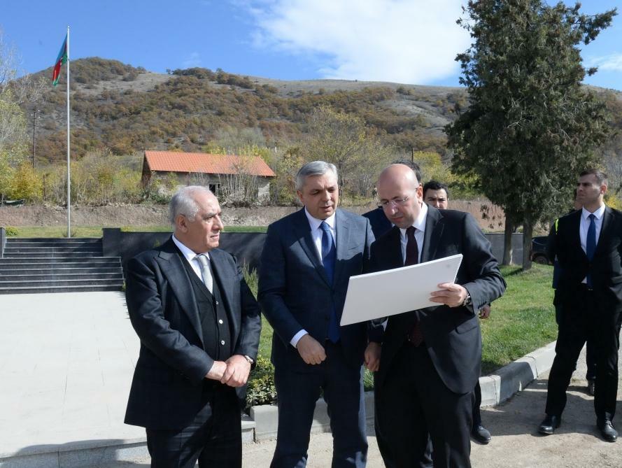 Baş nazir və PA rəhbəri Şərqi Zəngəzura getdi - FOTO