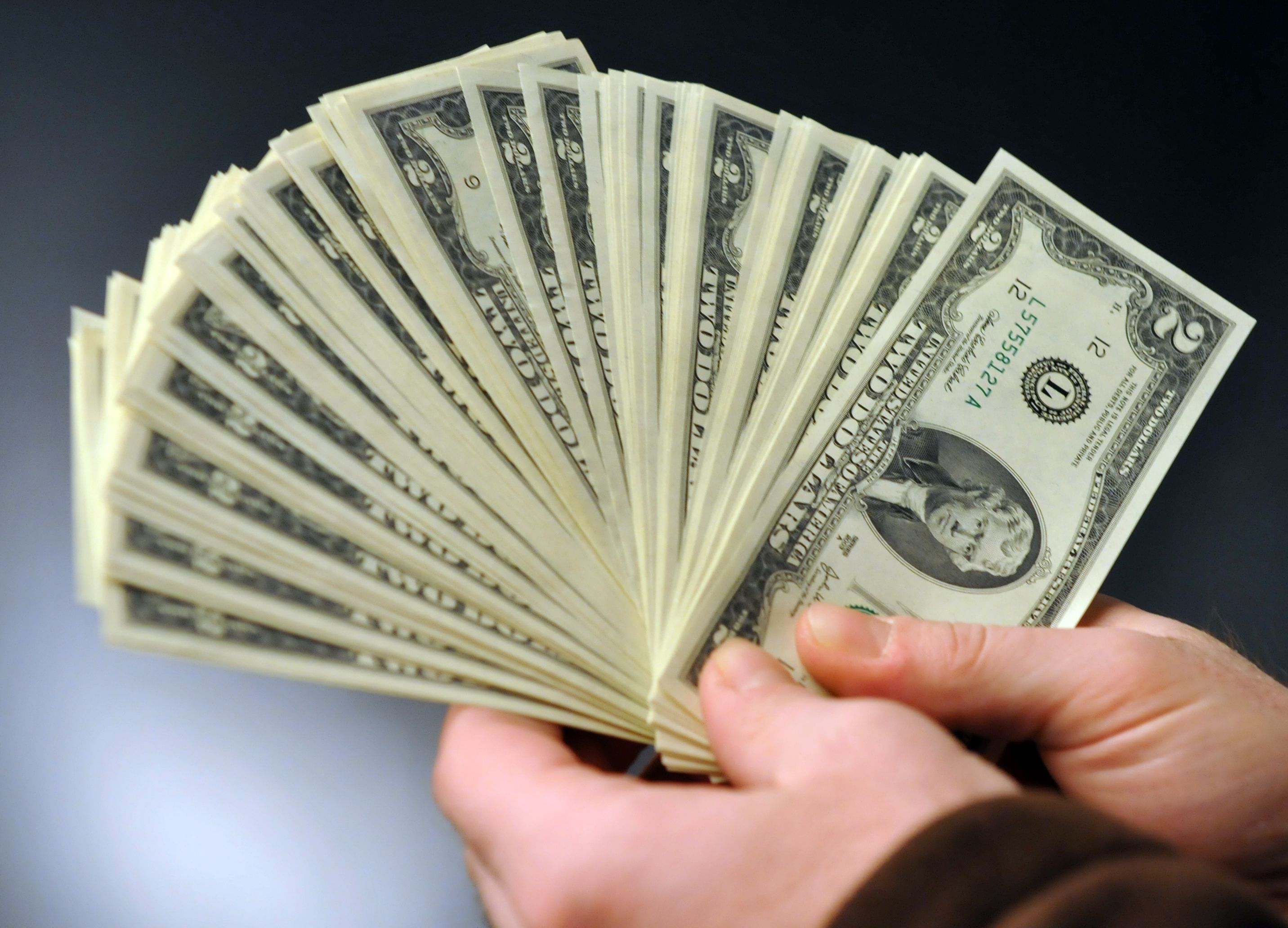 Dollar üzrə faiz dərəcəsi ARTIRILDI