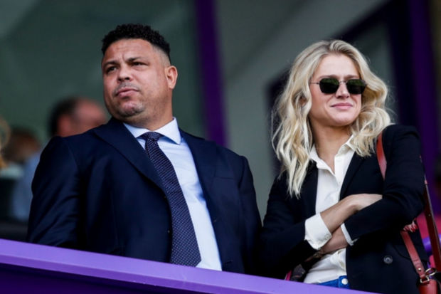 Ronaldo sahibi olduğu futbol klubunu satır