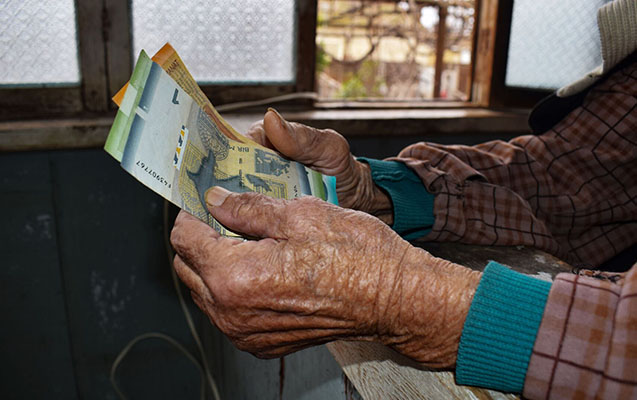 Pensiya yaşı aşağı salınsın – TƏKLİF