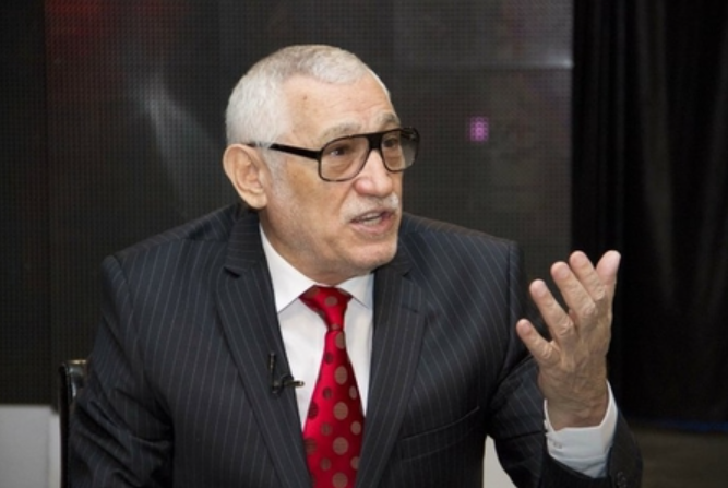 “Qarnını qaşıyan kök gədələr, göbəyiaçıq məşuqələr...” — Xalq artisti 