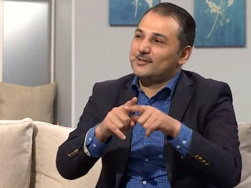 Vüqar gənc meyxanaçıları tənqid etdi
