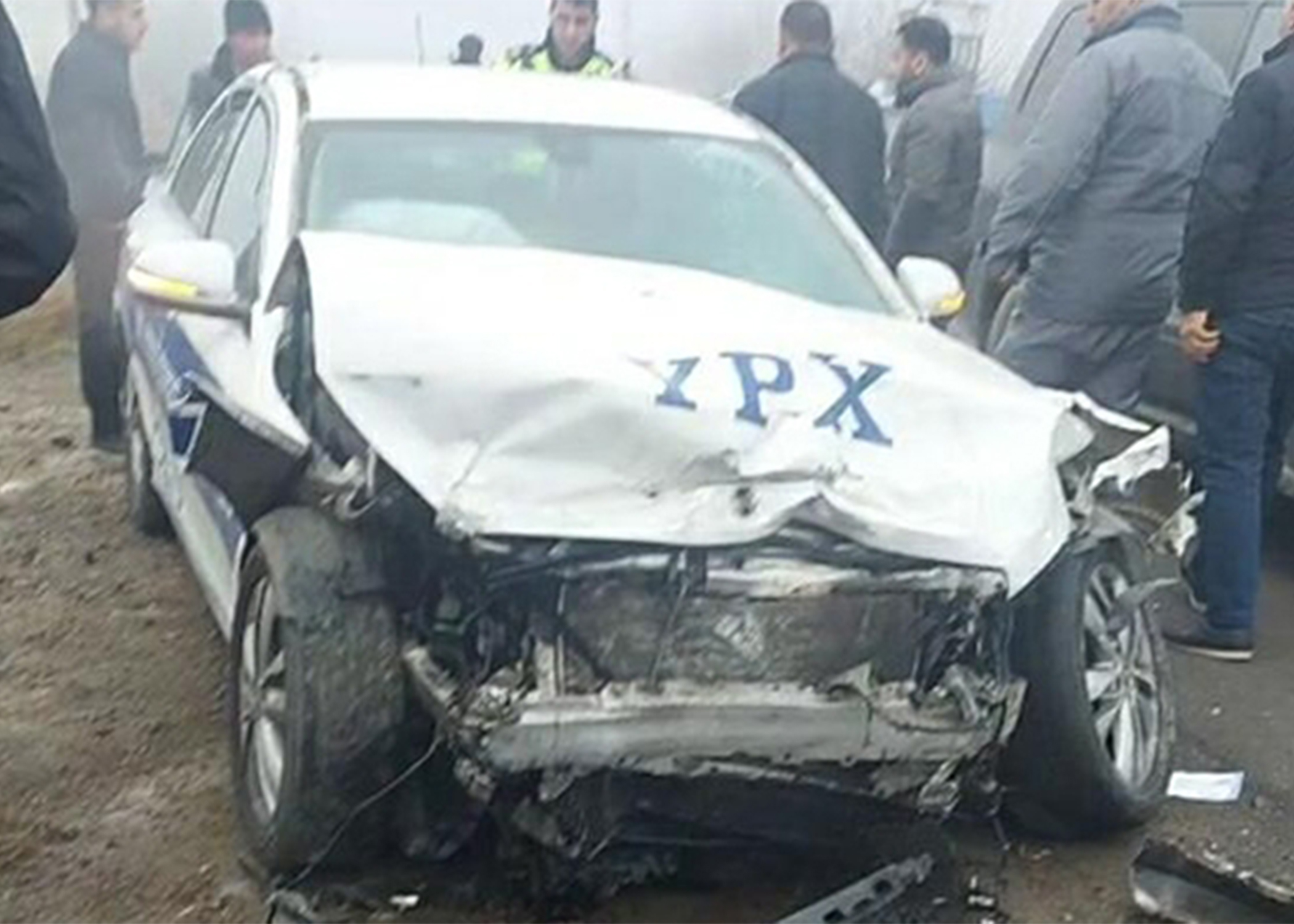 Polis maşını ilə “Mercedes” toqquşdu - Ağır yaralılar var + FOTOLAR