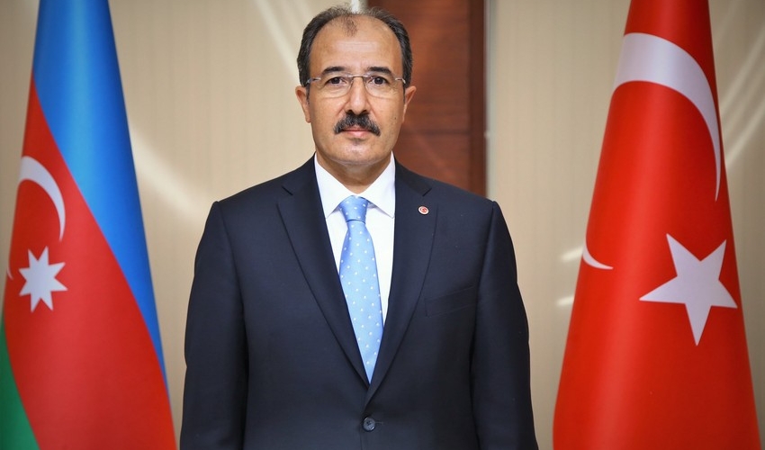 Türkiyə səfiri Həmrəylik Günü ilə bağlı azərbaycanlıları təbrik etdi