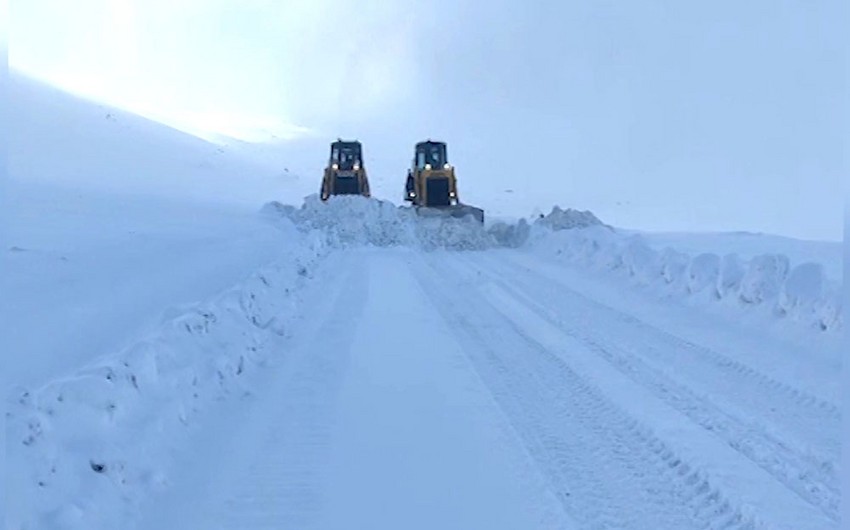 MN: Kəlbəcər və Laçında bu il 804 km yol qardan təmizlənib - VİDEO