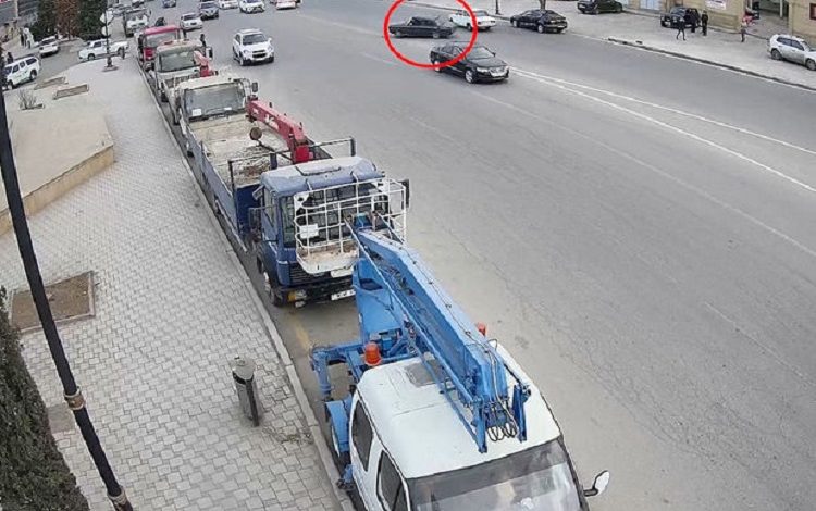 Köhnə “Moskviç”lə şəhəri bir-birinə qatan avtoxuliqan belə yaxalandı – ANBAAN VİDEO
