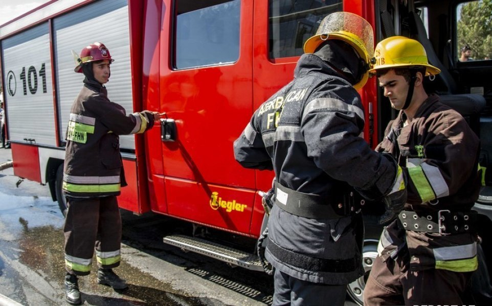 Gəncədə kollecdə baş verən yanğının səbəbi açıqlandı