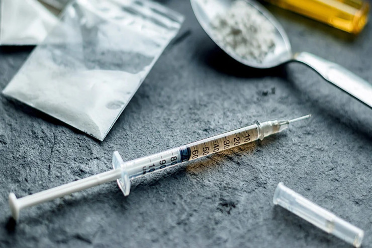 Bir günə 30 kilodan çox heroin satışdan çıxarıldı