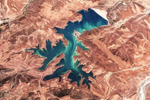 “Azersky” peyki ilə ölkədəki su təsərrüfatı sahələri monitorinq edilir