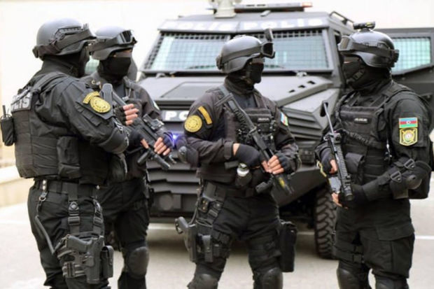 Polis Bakıda əməliyyat keçirdi - 49 nəfər saxlanıldı + RƏSMİ