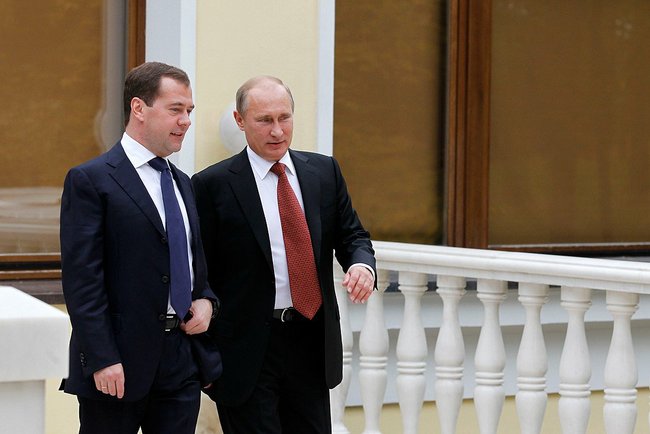 “Putin qəti əmr verib, bütün Ukrayna yanacaq” – Medvedev hədələdi
