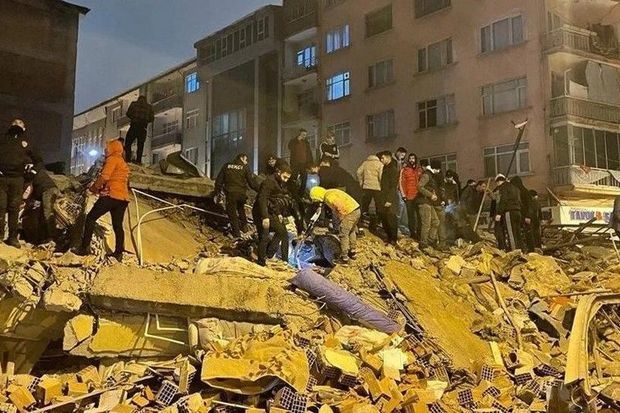 Türkiyə klubunun daha bir futbolçusu zəlzələdə həlak oldu - FOTO