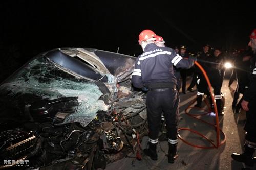 Xudatda dəhşətli qəza: 3 ölü, 4 yaralı
