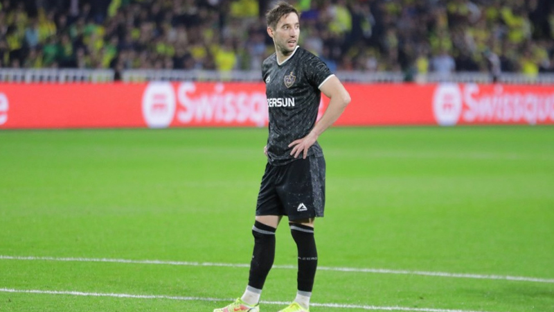 Ramil Şeydayevdən sonra daha bir futbolçu \