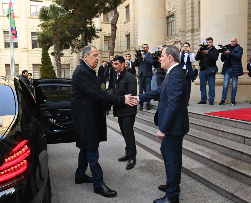 XİN Ceyhun Bayramov və Lavrovun görüşü haqda məlumat yaydı