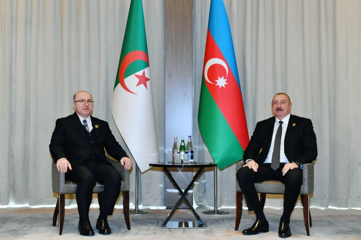 Prezident Əlcəzairin Baş naziri ilə görüşdü - FOTO