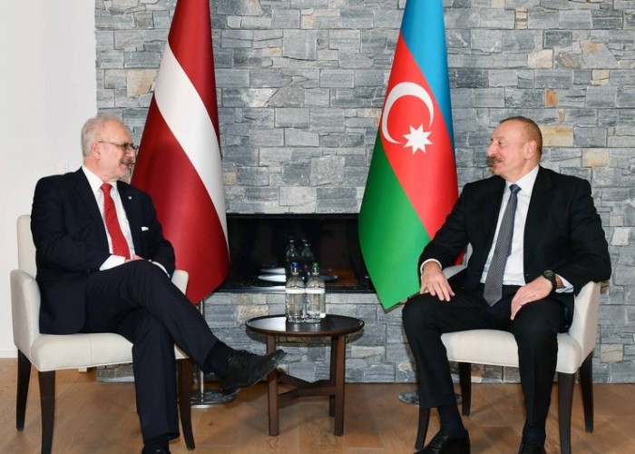 Latviya Prezidentinin rəsmi qarşılanma mərasimi olub