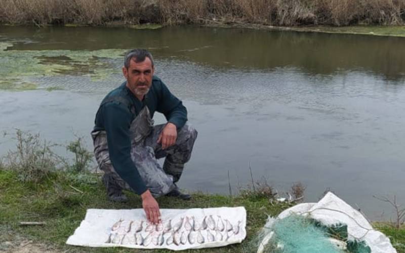 Qanunsuz balıq ovlayan şəxs saxlanıldı - FOTOLAR