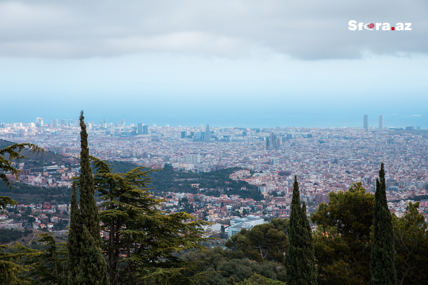 İspaniyanın tarixi turist şəhəri - Barselonadan FOTOREPORTAJ