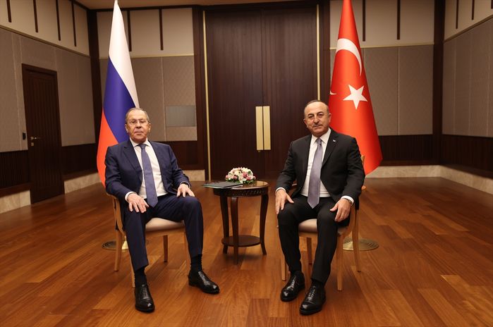 Lavrov Türkiyədən Azərbaycan və Ermənistana SƏSLƏNDİ