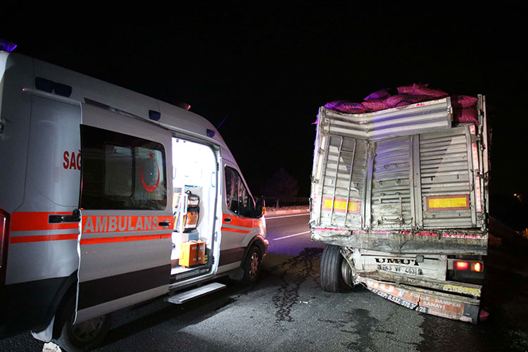 Türkiyədə ambulans yandı - Yaralananlar var