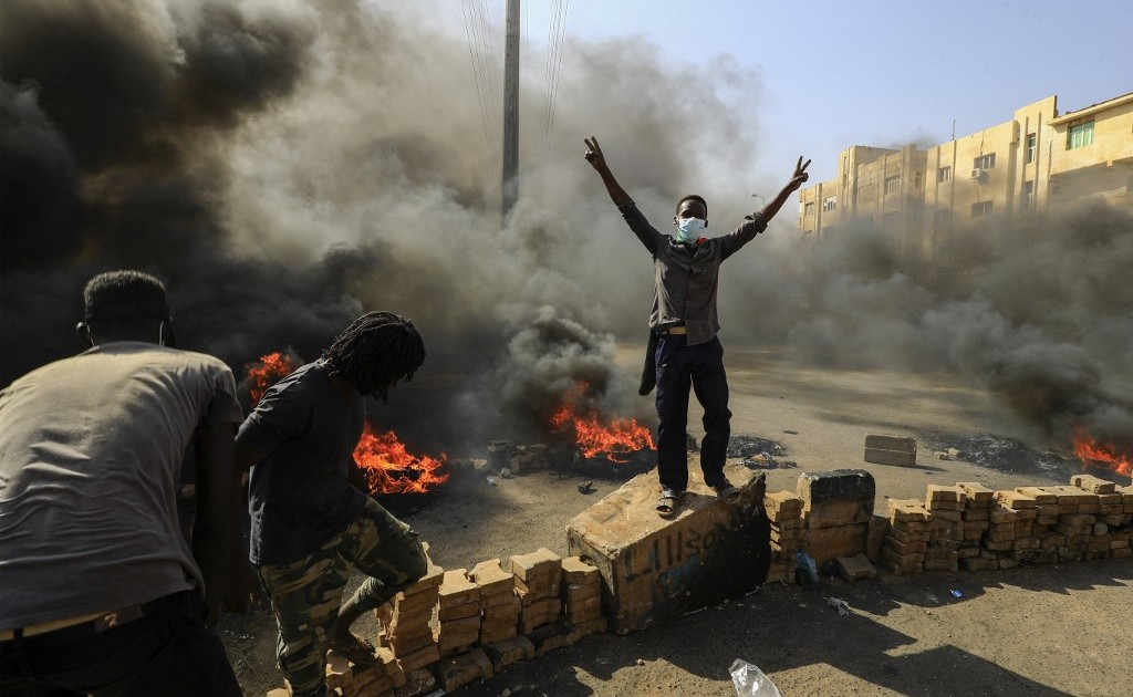 Sudan vətəndaş müharibəsinə sürüklənir - Atəşkəsi təmin etmək mümkün olmur