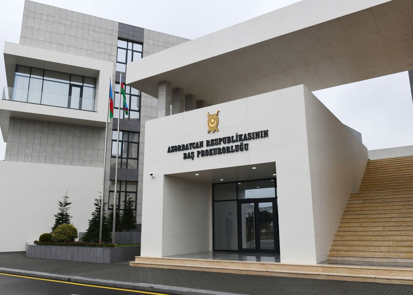 Sabiq məktəb direktoruna cinayət işi açıldı