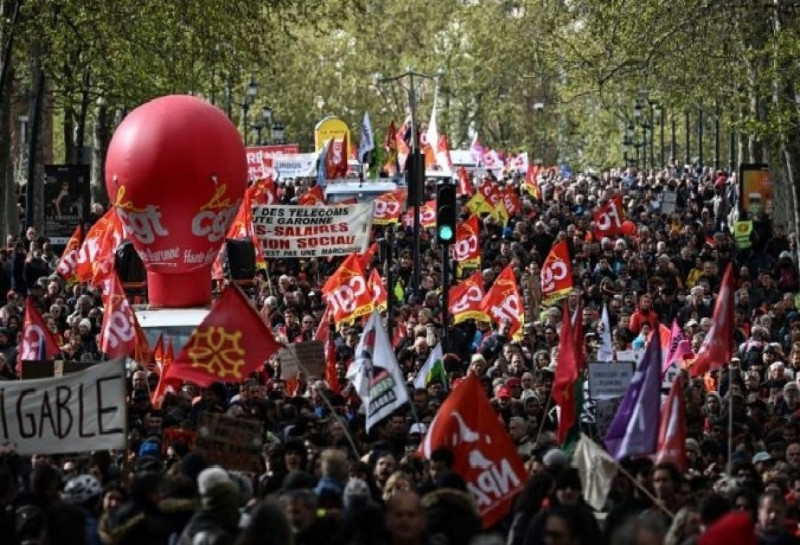 Fransada 30 ilin ən böyük 1 May etirazları keçirildi - YARALANANLAR VAR